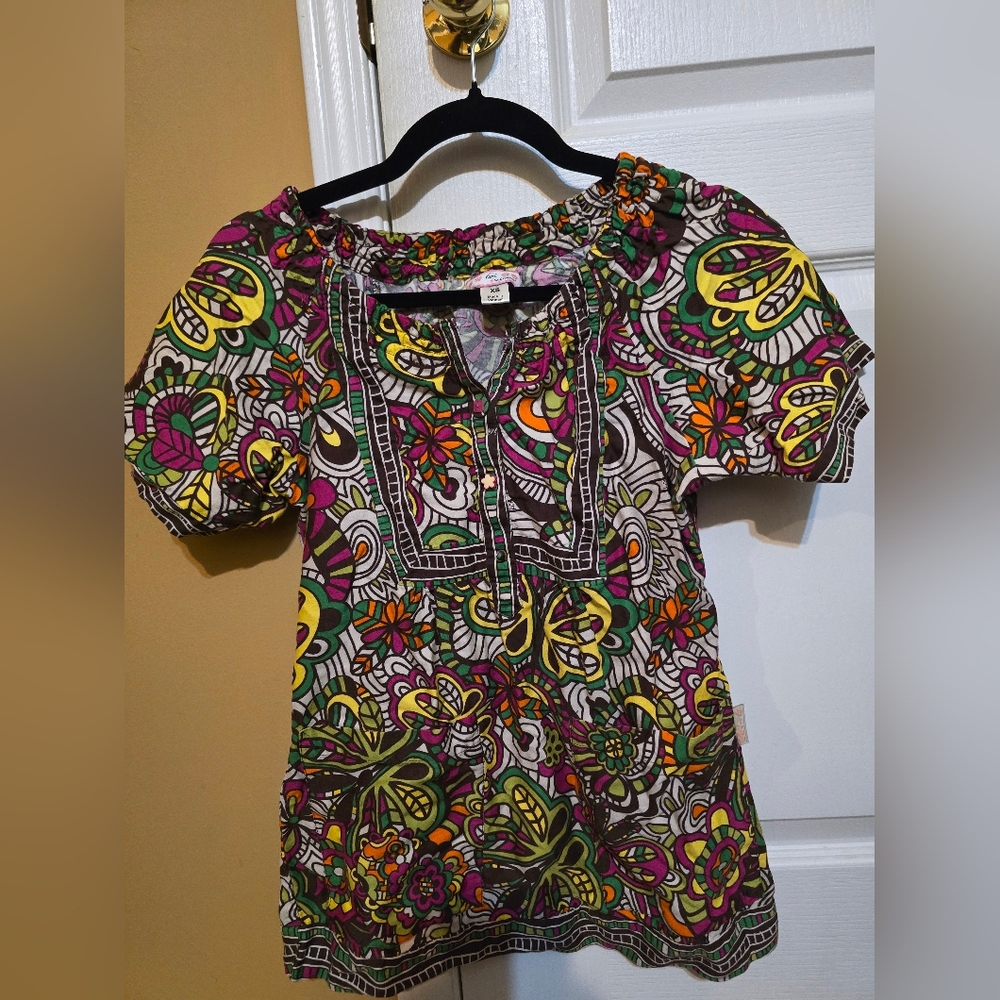 XS Koi Scrub Top